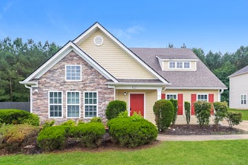 8227 Milam Loop Fairburn, GA 30213